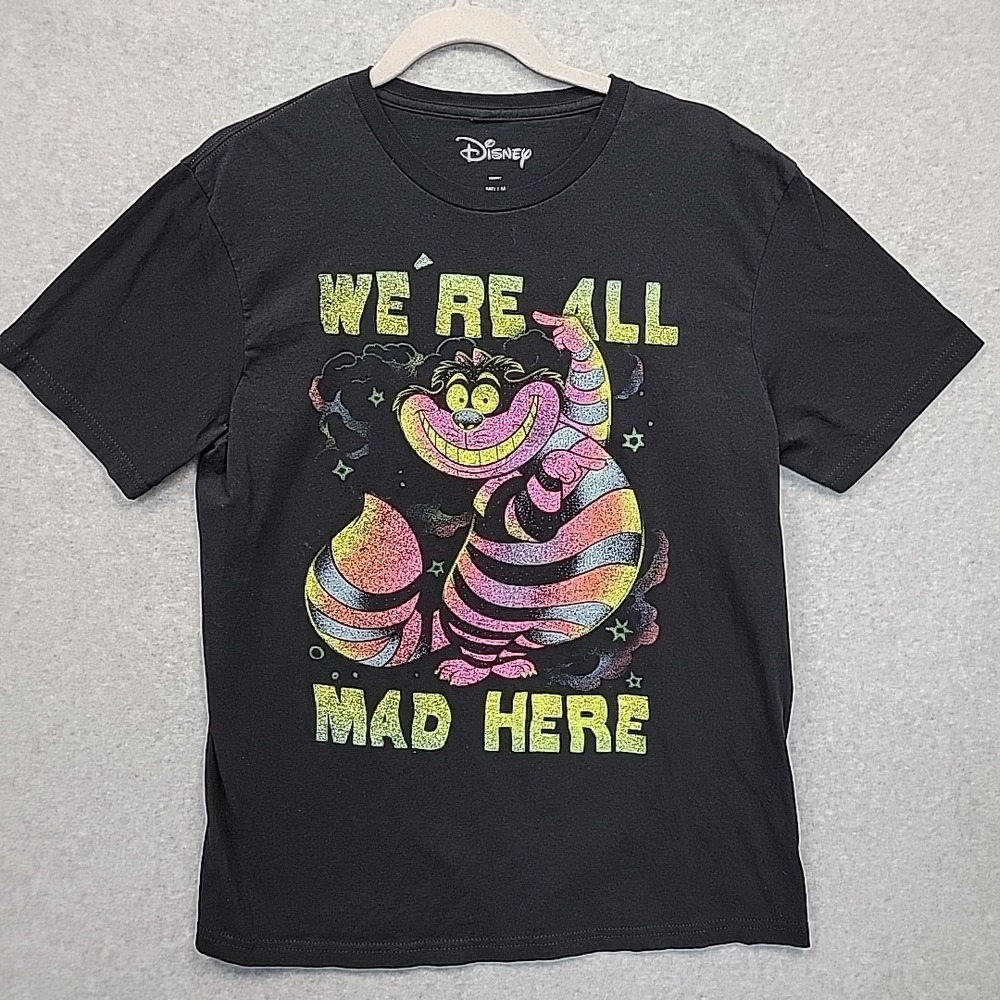 DISNEY Cheshire Cat Alice‎ in Wonderland We're All Mad Here T-Shirt Sz M Cotton